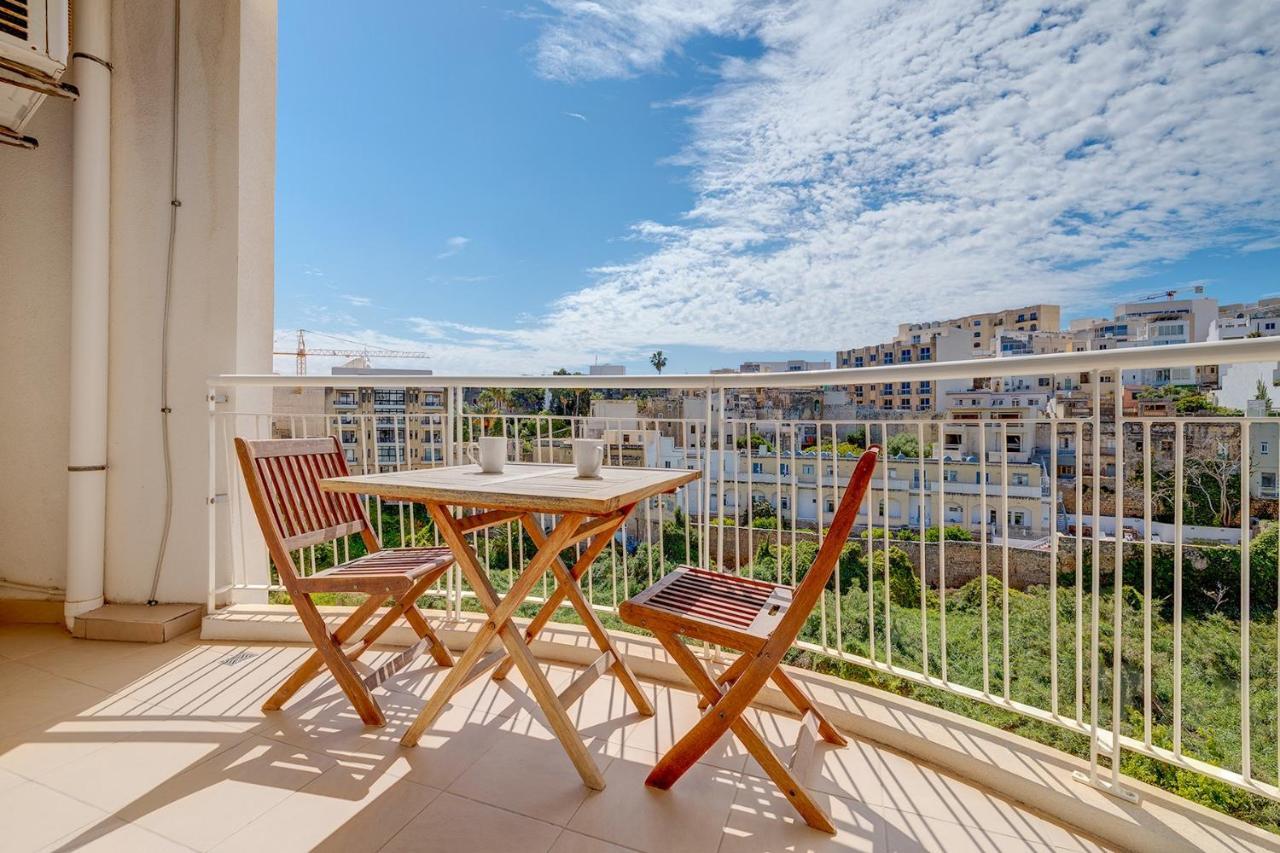 Modern Apartment Steps From Balluta Bay Sliema Zewnętrze zdjęcie