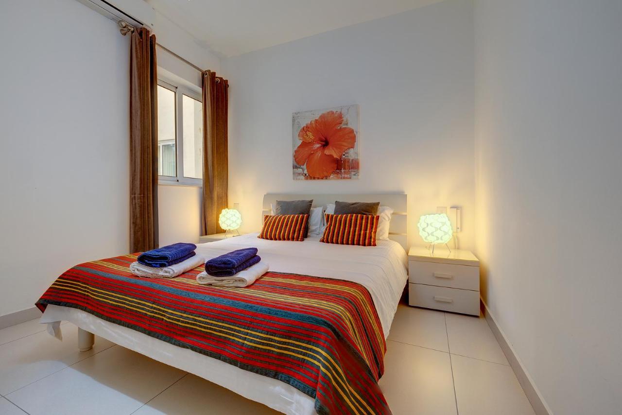Modern Apartment Steps From Balluta Bay Sliema Zewnętrze zdjęcie
